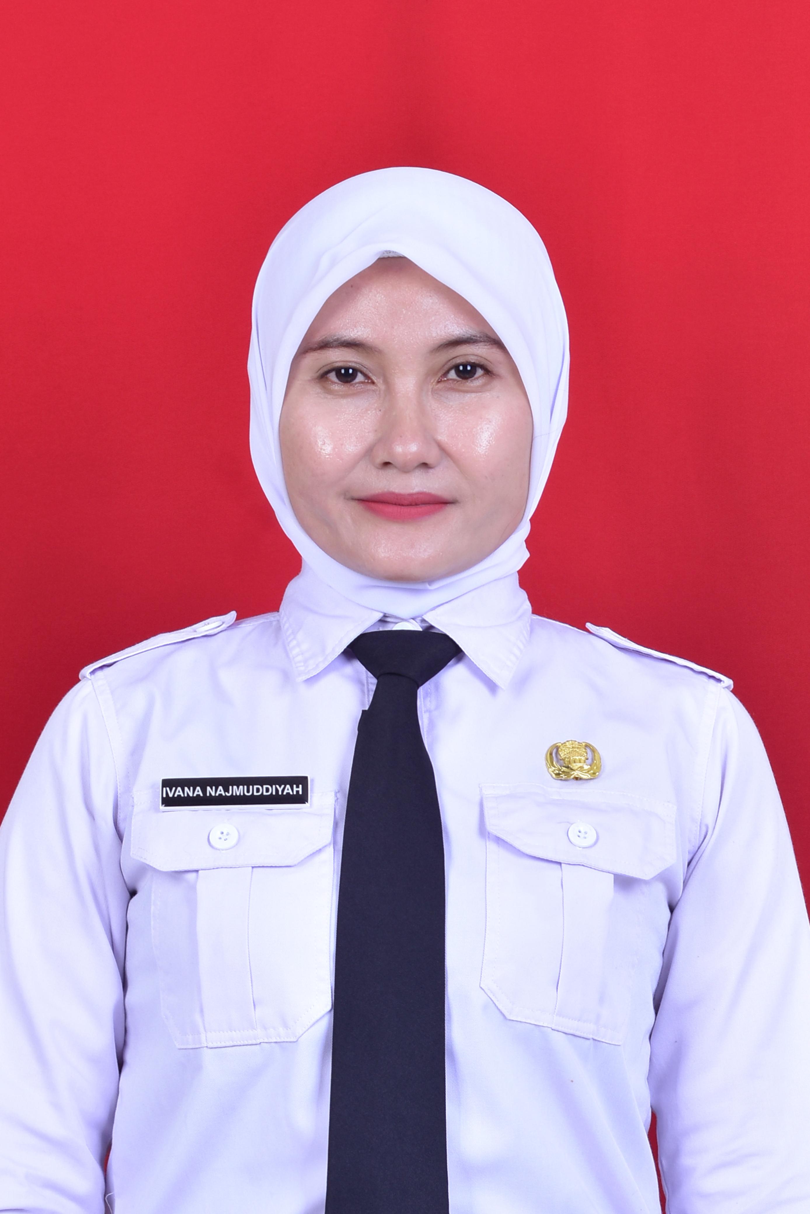 Ivana Najmuddiyah, S.Pd